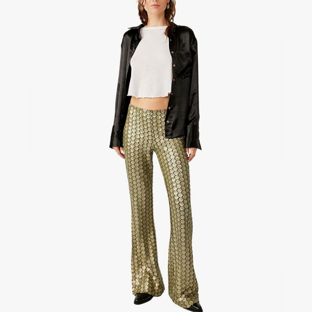 NWT Free People Wilder Days Sequin Flare pants fish scale effect SIZE 4